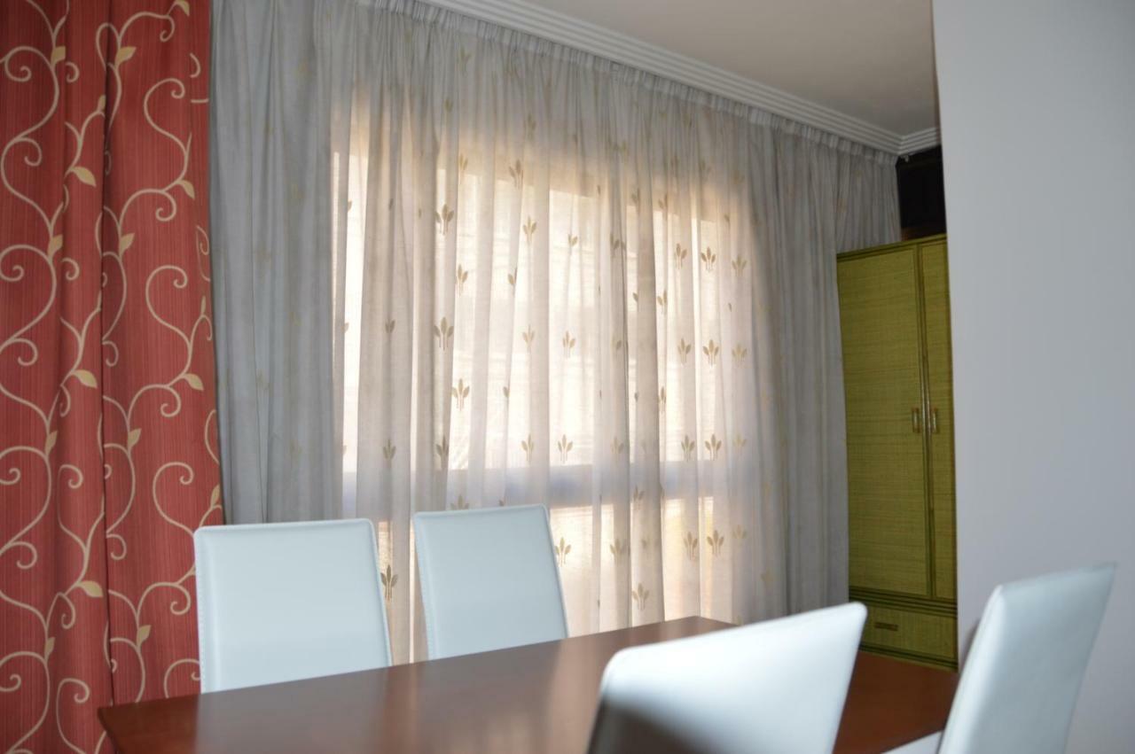 בנידורם Emalco Anis Primera Linea מראה חיצוני תמונה